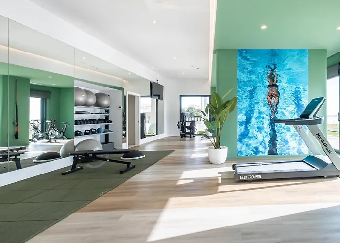 Sunset Cliffs Deluxe 1054 Poniente *