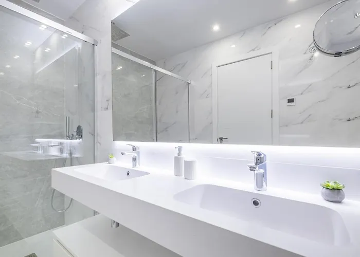 Sunset Cliffs Deluxe 1054 Poniente *