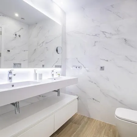 Sunset Cliffs Deluxe 1054 Poniente